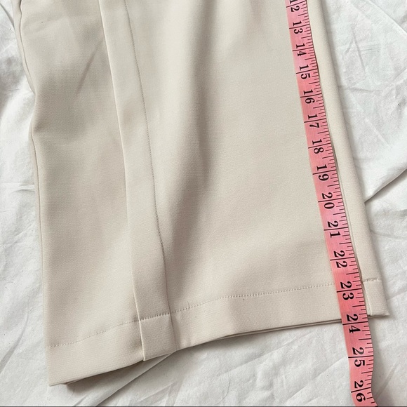 NWOT H by Halston Stitch Pleat Seamed Wide Leg Cropped Trousers - Picture 6 of 12